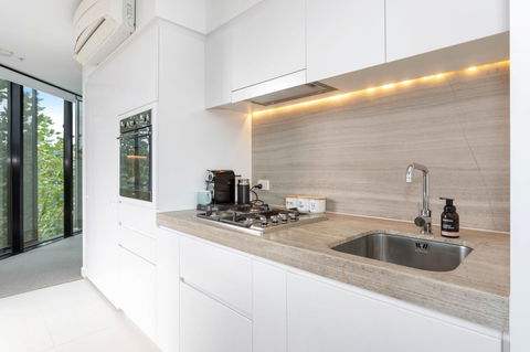 Modern Apartment In The Heart Of St Kilda - Accommodation Melbourne 5