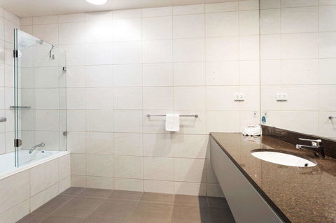 Quality Hotel Bayside Geelong - Accommodation Melbourne 11