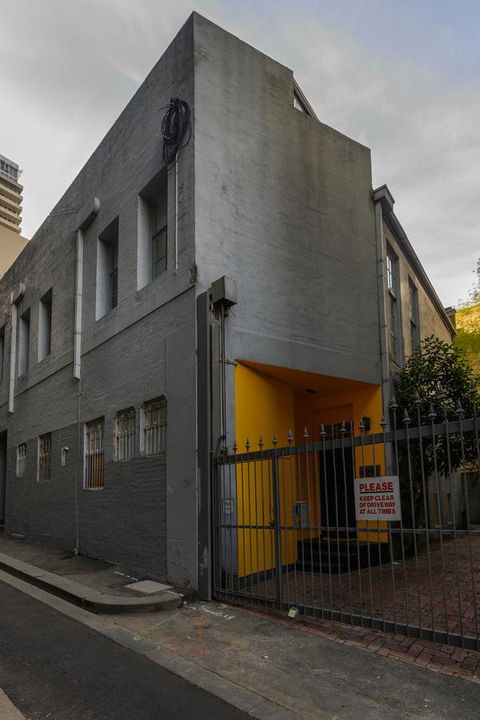 Unique 3 Bedroom Central CBD Townhouse - Accommodation Melbourne 17