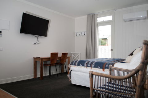 Anchor Geelong - Accommodation Melbourne 1