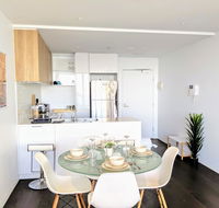Breathtaking View Apartment with Gym  Sauna - Accommodation Melbourne