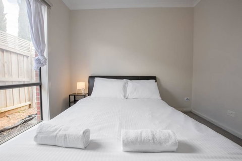 Holiday Rose - Accommodation Melbourne 5
