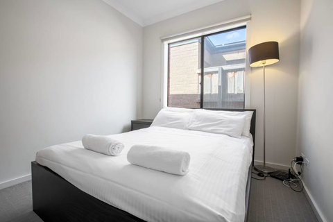 Holiday Rose - Accommodation Melbourne 9