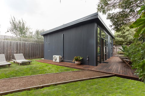 The Love Shack - Romantic Bungalow - Melbourne 4u 12