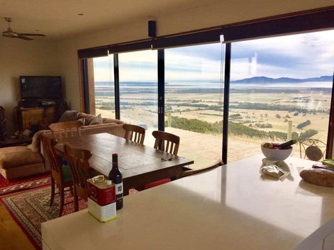 One Tree Hill Wilson Prom And Ocean Views - Melbourne 4u 3