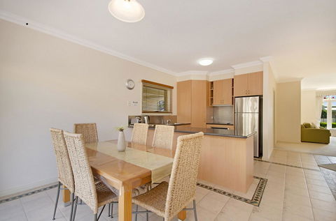 Sea Shells On Banyan Apartment - Accommodation Melbourne 5