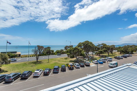 Blairgowrie Apartment 1 - On The Beach - Melbourne 4u 18