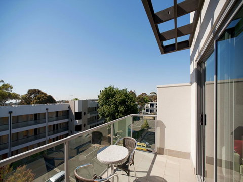 The Waves Apartments - Accommodation Melbourne 27