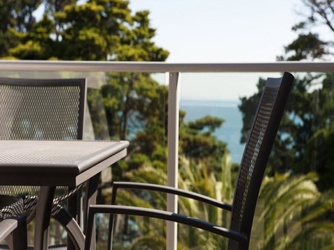 The Waves Apartments - Accommodation Melbourne 5