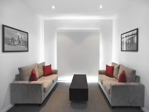 The Waves Apartments - Accommodation Melbourne 10