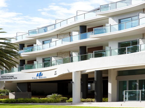 The Waves Apartments - Accommodation Melbourne 21