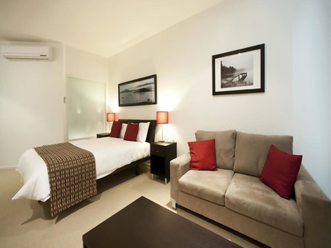 The Waves Apartments - Accommodation Melbourne 13