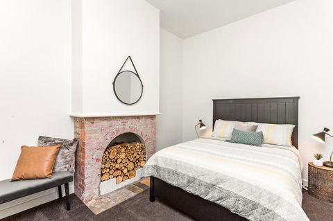 Central Bendigo Cottage, Walk To Everywhere!! - Melbourne 4u 5