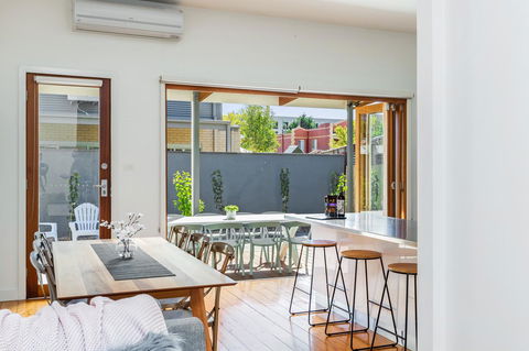 Central Bendigo Cottage, Walk To Everywhere!! - Melbourne 4u 8