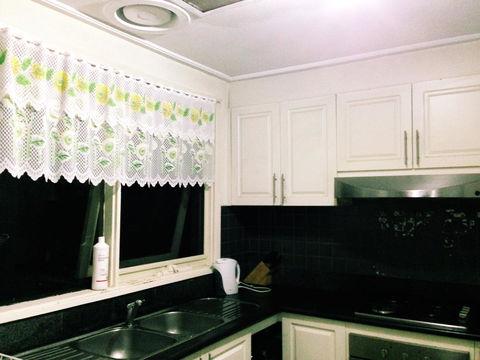 Doncaster Westfield Home Stay - Melbourne 4u 10