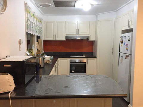 Doncaster Westfield Home Stay - Melbourne 4u 8