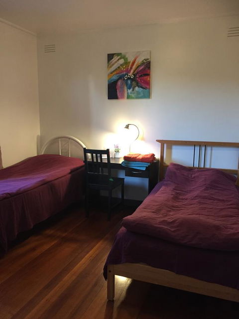 Doncaster Westfield Home Stay - Melbourne 4u 37