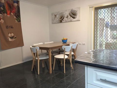 Doncaster Westfield Home Stay - Melbourne 4u 20
