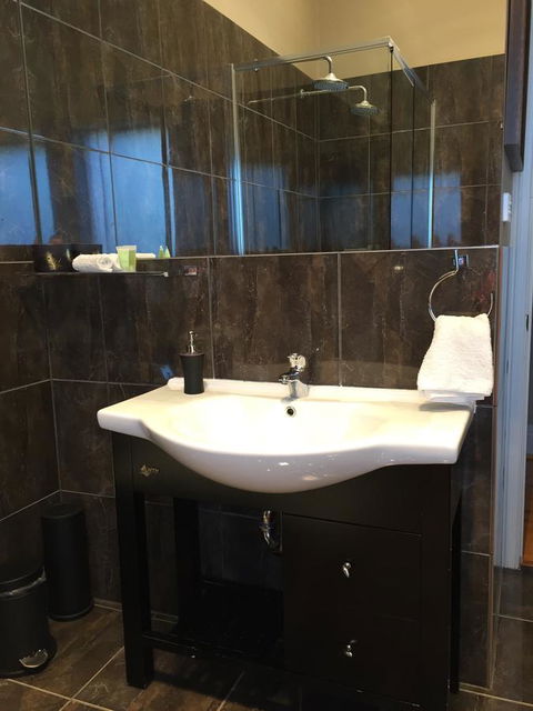 Little River Bed And Breakfast - Accommodation Melbourne 13