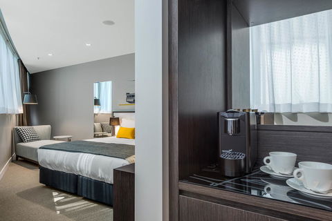 Peppers Docklands - Accommodation Melbourne 16