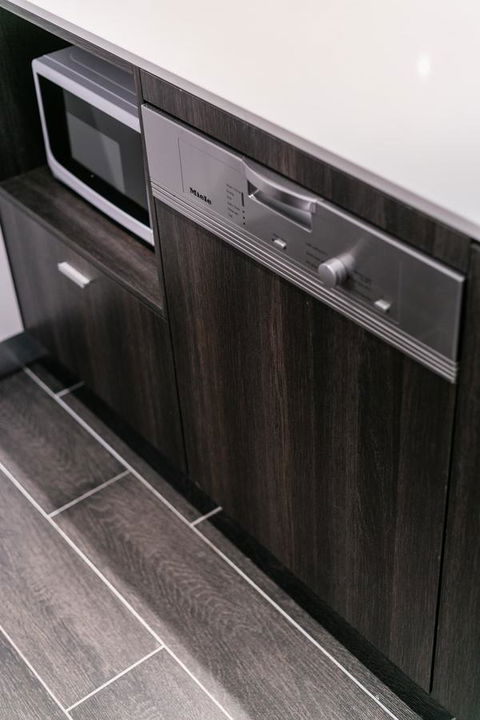Complete Host Halo Apartments - Accommodation Melbourne 1
