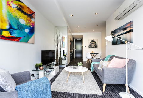 Complete Host Halo Apartments - Accommodation Melbourne 39