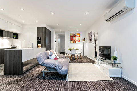 Complete Host Halo Apartments - Accommodation Melbourne 22