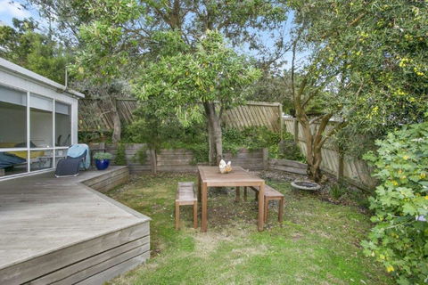 47 Baker Street - Melbourne 4u 23