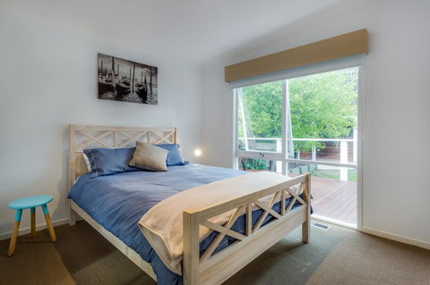 Cute Cottage On Cain - Beach At End Of Street - Accommodation Melbourne 11