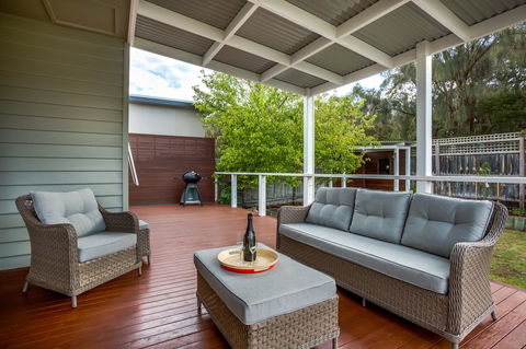 Cute Cottage On Cain - Beach At End Of Street - Accommodation Melbourne 7