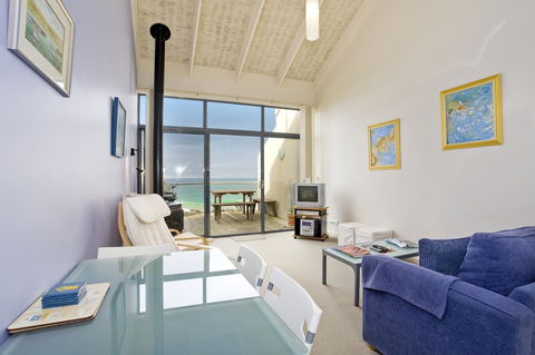 5 Whitecrest Great Ocean Road Resort - Ocean Views - Accommodation Melbourne 13