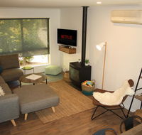 4 Autumn Grove - Accommodation Melbourne