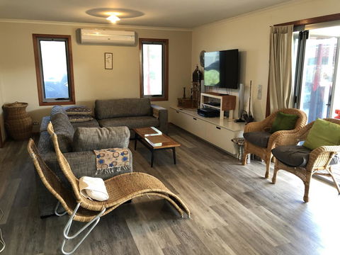 Beautiful, Cosy And Quiet - Melbourne 4u 3