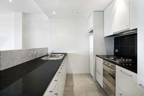 ULTIQA Little Collins (located At The Hero Apartment Building) - Melbourne 4u 29