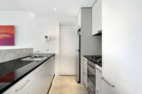 ULTIQA Little Collins (located At The Hero Apartment Building) - Melbourne 4u 12