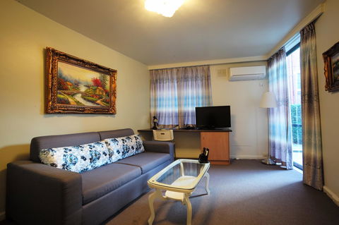 Albert Heights Serviced Apartments - Accommodation Melbourne 11
