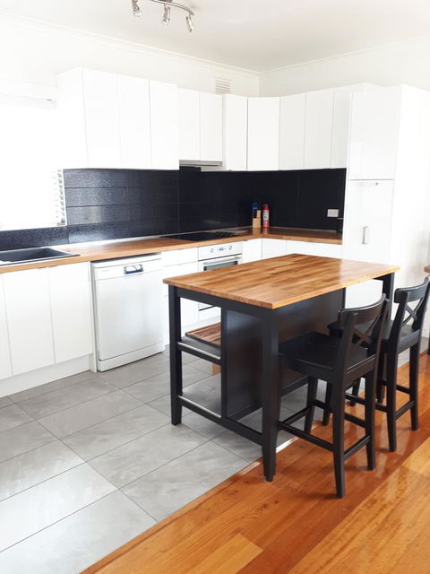 Beach Front Beauty - Accommodation Melbourne 8