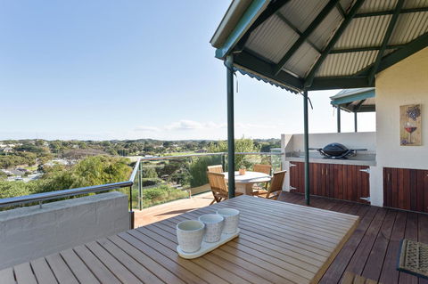 7 & 8 Monte Vista Sorrento - Accommodation Melbourne 6