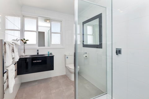 Lake Wendouree Luxury Apartments - Accommodation Melbourne 13