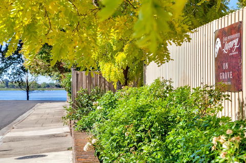 Lake Wendouree Luxury Apartments - Accommodation Melbourne 9