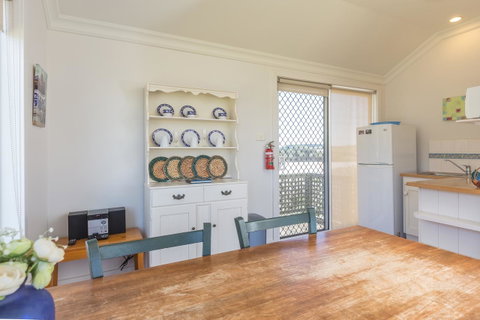 Cottages For Couples - Accommodation Melbourne 18