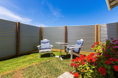 Cottages For Couples - Accommodation Melbourne 6