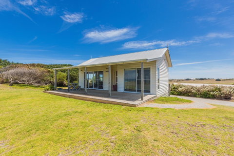 Cottages For Couples - Accommodation Melbourne 14
