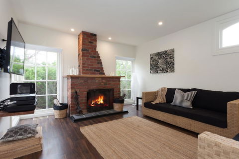 Sundowner - Accommodation Melbourne 0