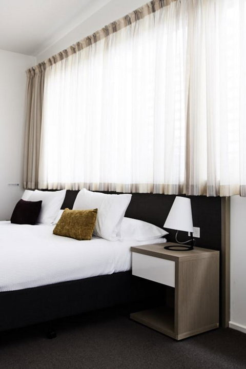 Quarters At Flinders Hotel - Accommodation Melbourne 14