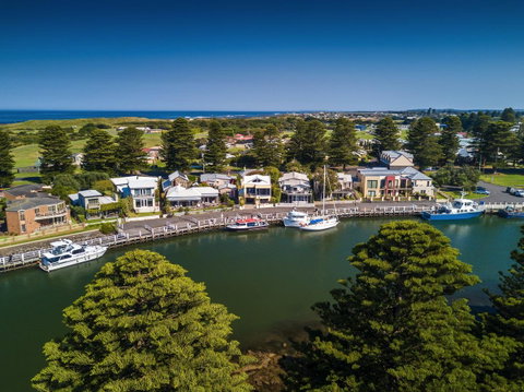 The Waterfront Apartment - Accommodation Melbourne 1