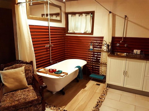 The Cabin - Accommodation Melbourne 2