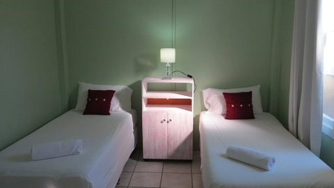 The Captain's Manor On Cook Unit 9 - Accommodation Melbourne 1