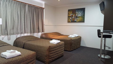 The Commercial Hotel Motel - Accommodation Melbourne 0