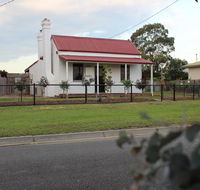 The Cottage - Accommodation Melbourne
